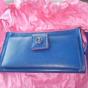 Giani Bernini Blue and Pink Wallet